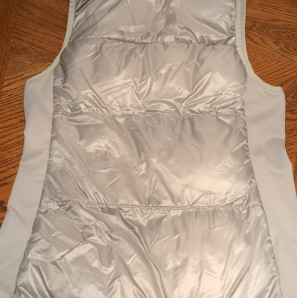 Fabletics Vest - Picture 3 of 4